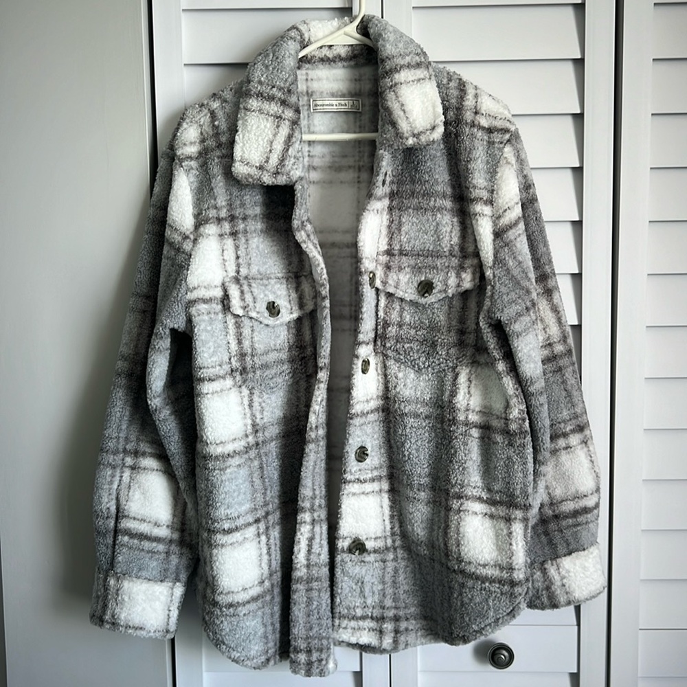 Abercrombie & Fitch Gray and White Plaid Jacket